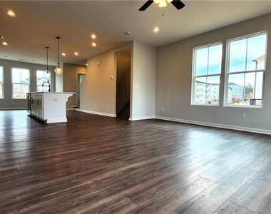 800 Cameron Trail - Photo Thumbnail 14