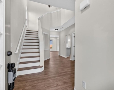 4379 Annlette Drive Nw - Photo Thumbnail 2