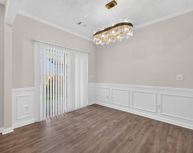 4379 Annlette Drive Nw - Photo Thumbnail 7