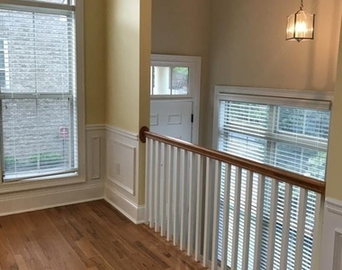 1581 Mosaic Way - Photo Thumbnail 6