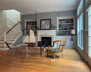 1581 Mosaic Way - Photo Thumbnail 4