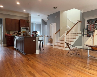 1581 Mosaic Way - Photo Thumbnail 5