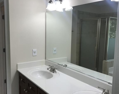 1581 Mosaic Way - Photo Thumbnail 22