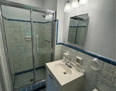 564 Wimbledon Road Ne - Photo Thumbnail 11