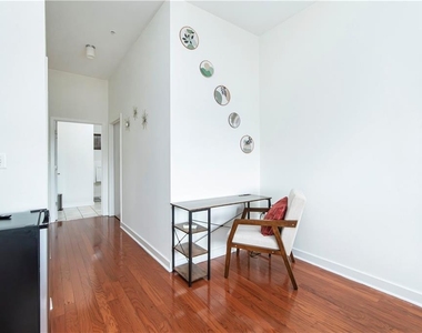 333 Nelson Street Sw - Photo Thumbnail 8