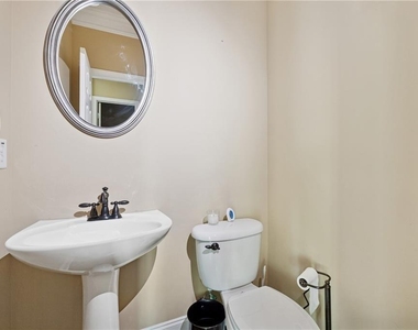 6153 Indian Wood Circle Se - Photo Thumbnail 12