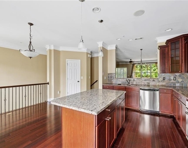 6153 Indian Wood Circle Se - Photo Thumbnail 8