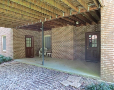 220 Lantern Ridge Court - Photo Thumbnail 14