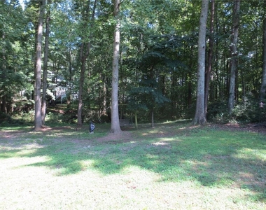 220 Lantern Ridge Court - Photo Thumbnail 15