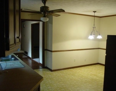 220 Lantern Ridge Court - Photo Thumbnail 1