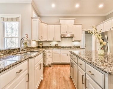 2674 Nutwood Trace - Photo Thumbnail 8