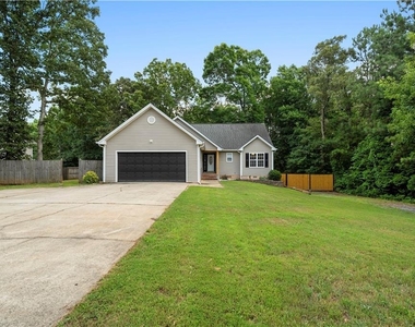 141 Poplar Way - Photo Thumbnail 2