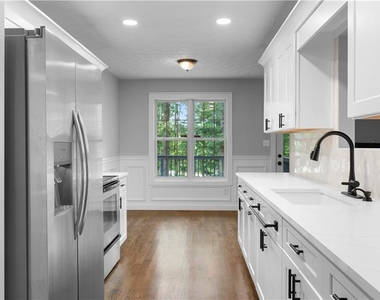 141 Poplar Way - Photo Thumbnail 17