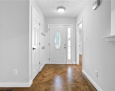 141 Poplar Way - Photo Thumbnail 6