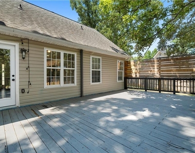 141 Poplar Way - Photo Thumbnail 42