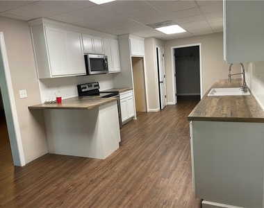 6030 Matt Highway - Photo Thumbnail 35