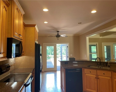 6030 Matt Highway - Photo Thumbnail 14