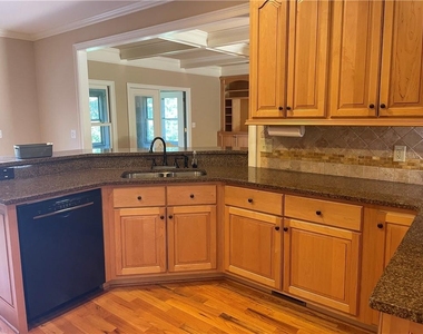 6030 Matt Highway - Photo Thumbnail 10