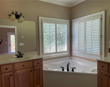 6030 Matt Highway - Photo Thumbnail 23