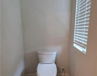 3370 Greyton Drive - Photo Thumbnail 22