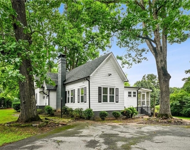 5383 Tilly Mill Road - Photo Thumbnail 5