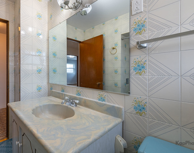 8417 W Berwyn Avenue - Photo Thumbnail 24