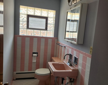 8417 W Berwyn Avenue - Photo Thumbnail 14
