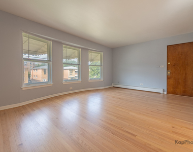 8417 W Berwyn Avenue - Photo Thumbnail 1