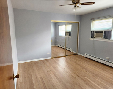 8417 W Berwyn Avenue - Photo Thumbnail 10