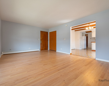 8417 W Berwyn Avenue - Photo Thumbnail 2