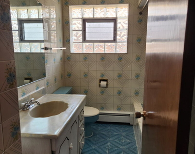 8417 W Berwyn Avenue - Photo Thumbnail 15