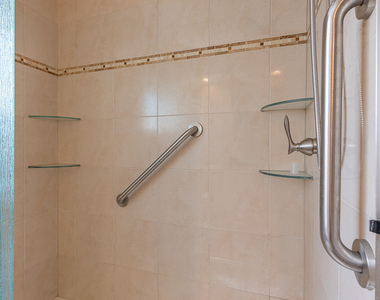 8465 W Berwyn Avenue - Photo Thumbnail 22