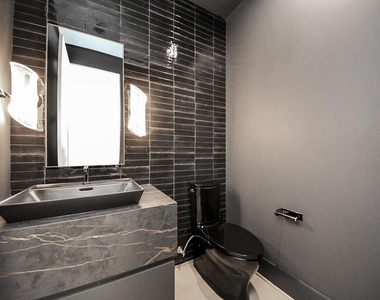 2232 Swift Boulevard - Photo Thumbnail 16