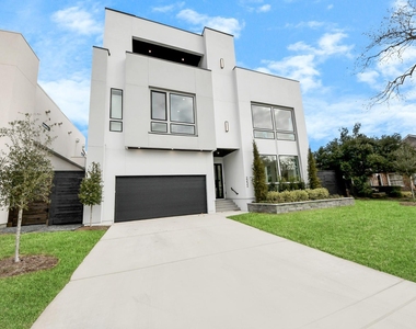 2232 Swift Boulevard - Photo Thumbnail 1