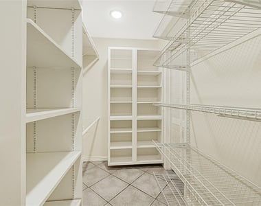 4806 Hickorygate - Photo Thumbnail 17