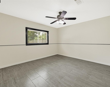 4806 Hickorygate - Photo Thumbnail 14