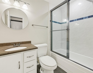 4806 Hickorygate - Photo Thumbnail 13