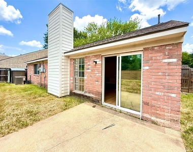 9631 Secretariat Drive - Photo Thumbnail 21