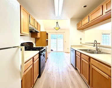 9631 Secretariat Drive - Photo Thumbnail 10