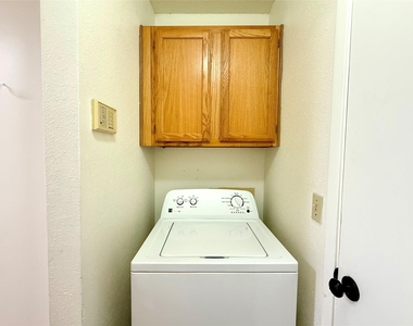 9631 Secretariat Drive - Photo Thumbnail 12