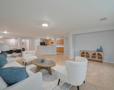 2123 Gable Hollow Lane - Photo Thumbnail 9