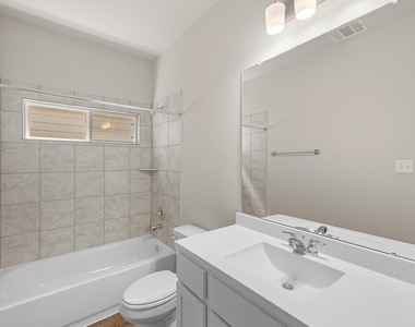 5015 Lady Morgan Drive - Photo Thumbnail 8