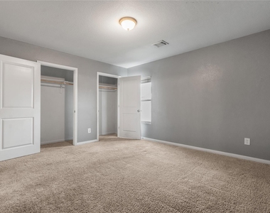 15638 Del Norte Drive - Photo Thumbnail 9