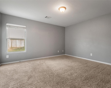 15638 Del Norte Drive - Photo Thumbnail 12