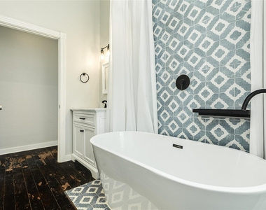 1407 Winnie Street - Photo Thumbnail 23