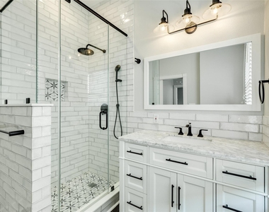 1407 Winnie Street - Photo Thumbnail 18