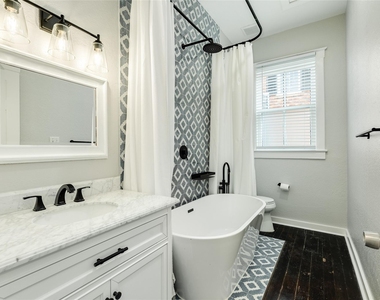1407 Winnie Street - Photo Thumbnail 22