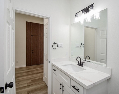 2139 Counter Point Drive - Photo Thumbnail 38