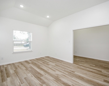 2139 Counter Point Drive - Photo Thumbnail 12