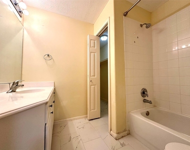 2710 Grants Lake Boulevard - Photo Thumbnail 19